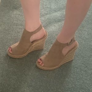 Tan wedges